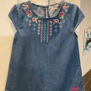 LUCKY BRAND Lil Girls Sz 6 Denim embroidered top
